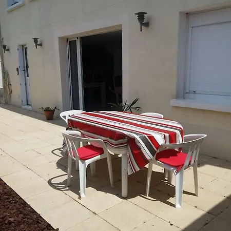 Apartmán Appart 50metres Carre Avec Cour A 10 Mn Centre La Rochelle *